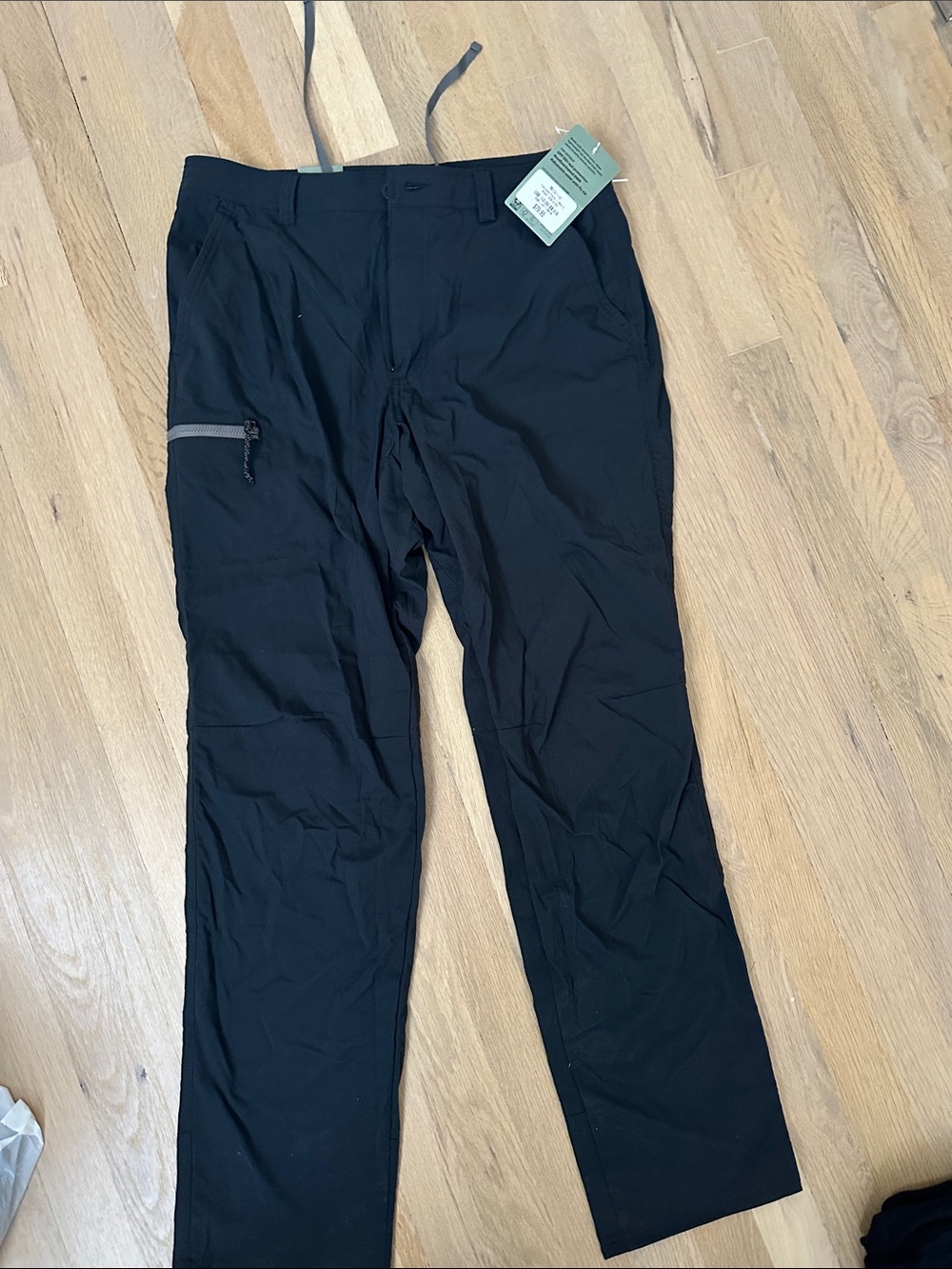 REI Black Men's Cargo Trail Pants - Picture 1 of 3